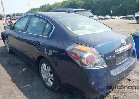 2010 Nissan Altima 2.5 S z USA, uszkodzony, nr VIN 1N4AL2AP1AN441049